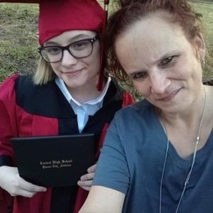 Meet your Posher, Stefanie